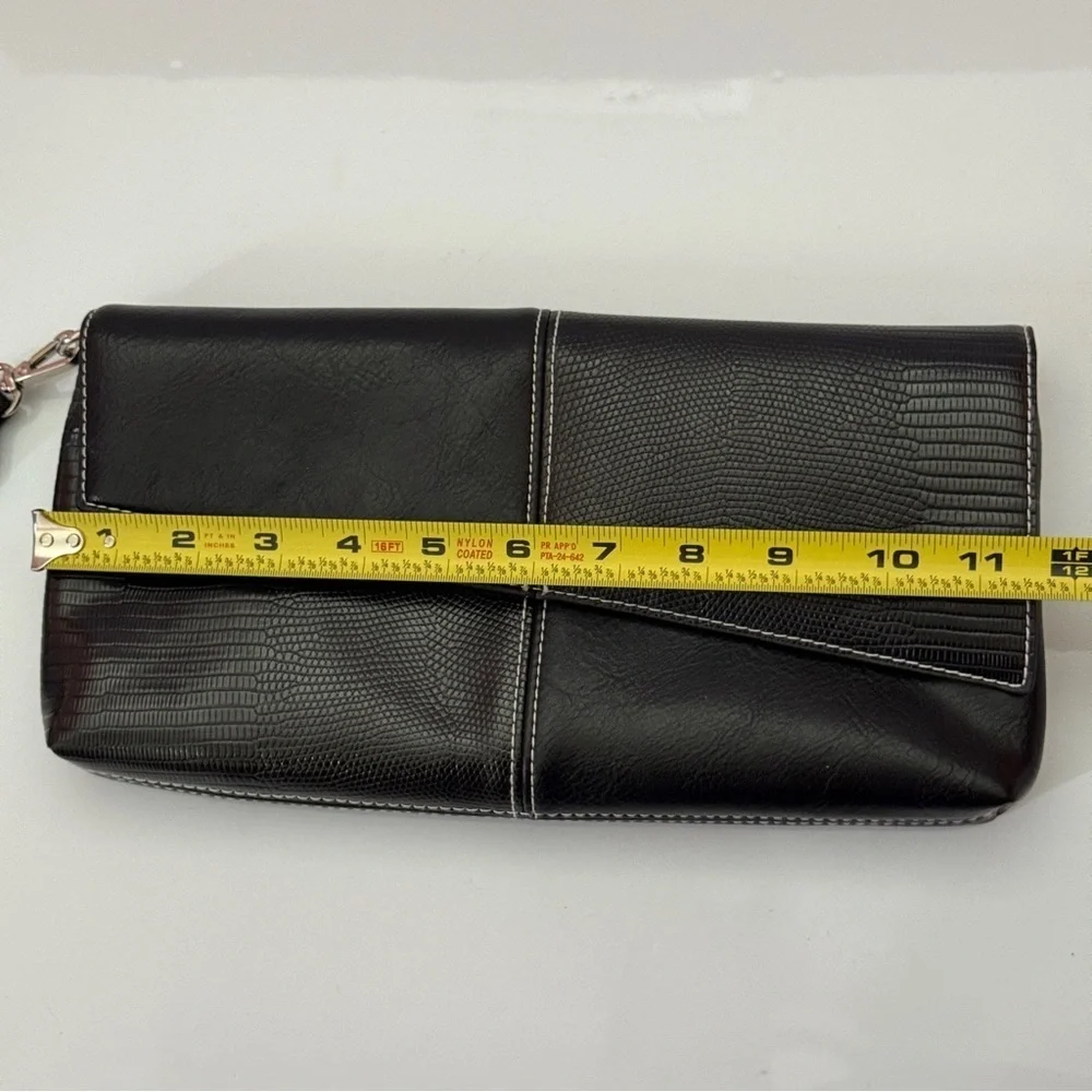 Cato Black Wristlet Bag